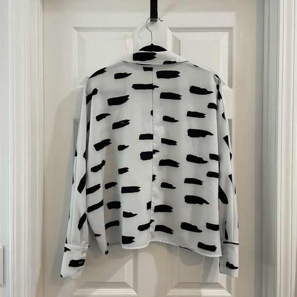 Stylish Button Up - Picture 2 of 3